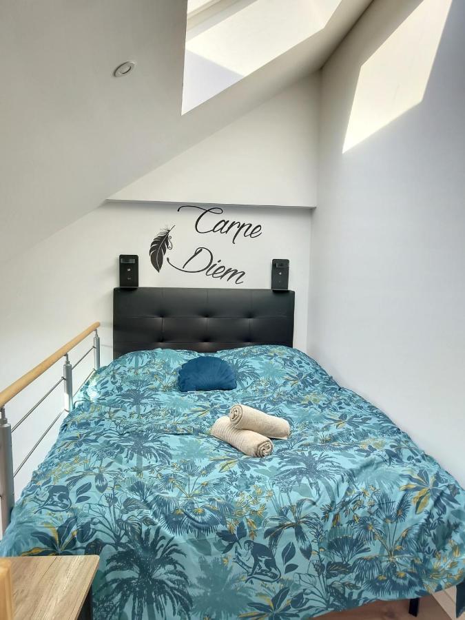Sublime Appart Renove Duplex Centre Ville 4Pers Wifi Сен-Кантен Екстер'єр фото